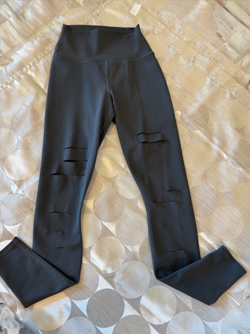 ALO Yoga Black High-Rise Distressed Leggings